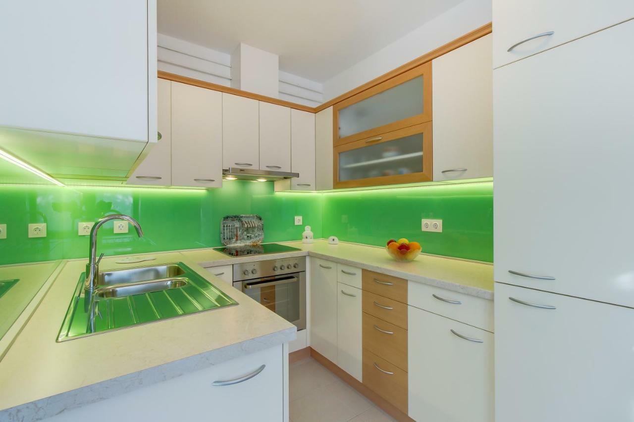 Apartment Simona Mali Lošinj Eksteriør billede