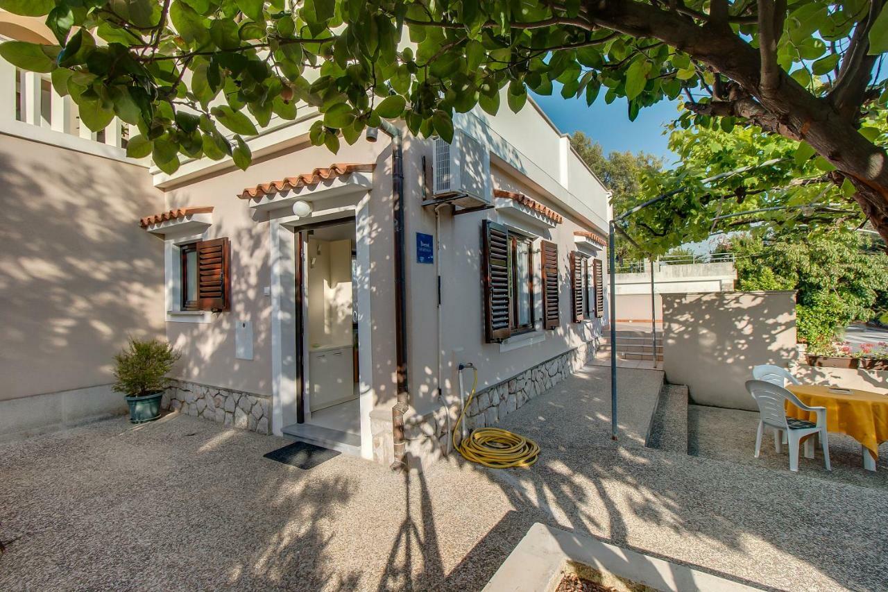 Apartment Simona Mali Lošinj Eksteriør billede