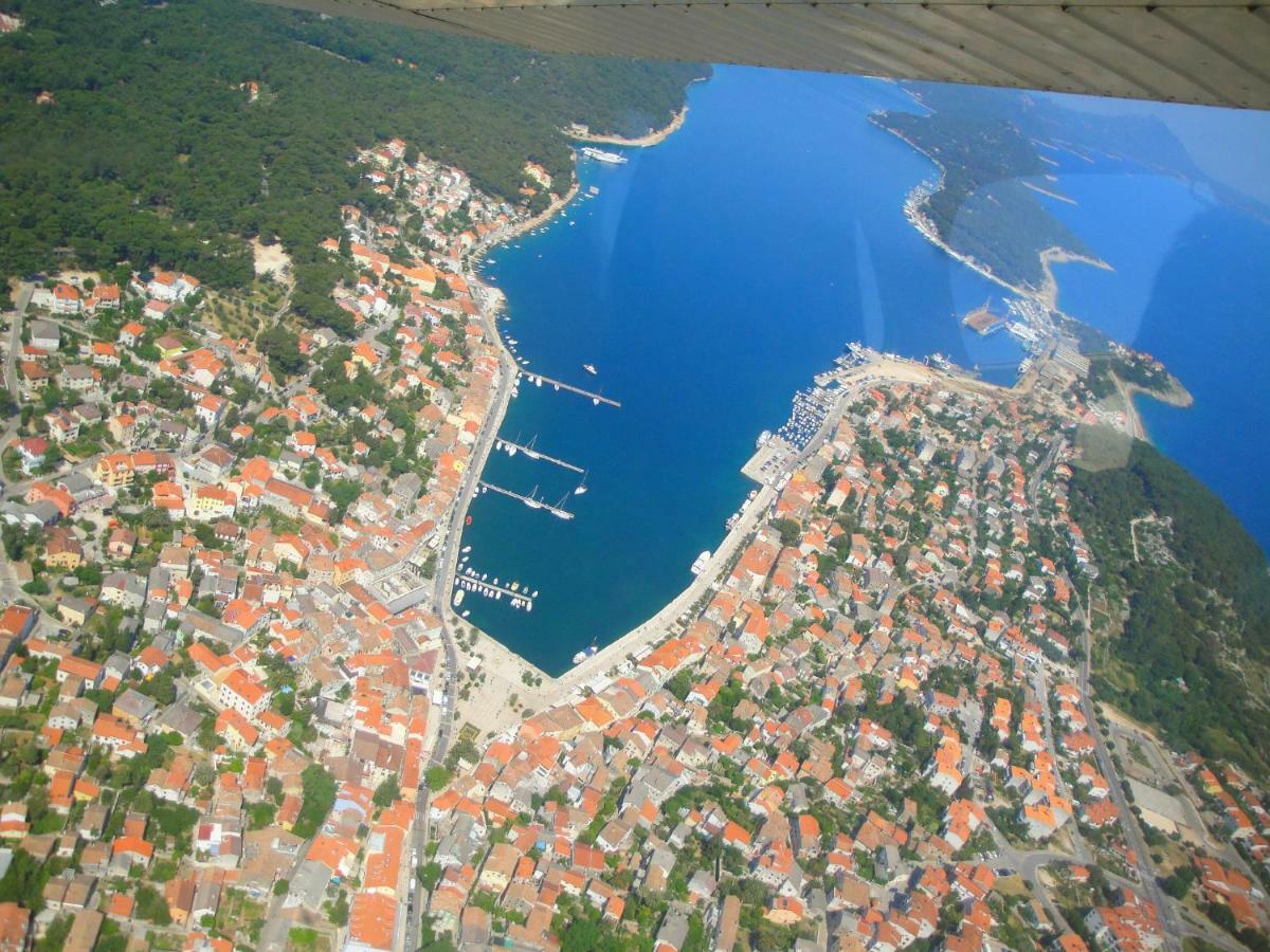 Apartment Simona Mali Lošinj Eksteriør billede