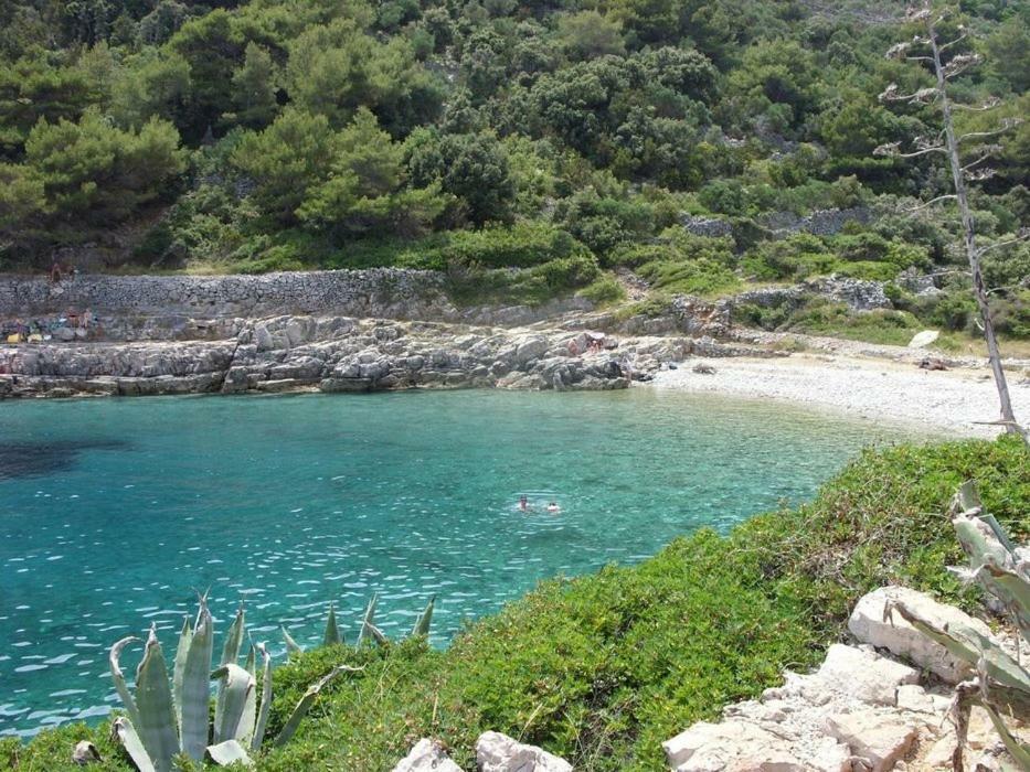 Apartment Simona Mali Lošinj Eksteriør billede