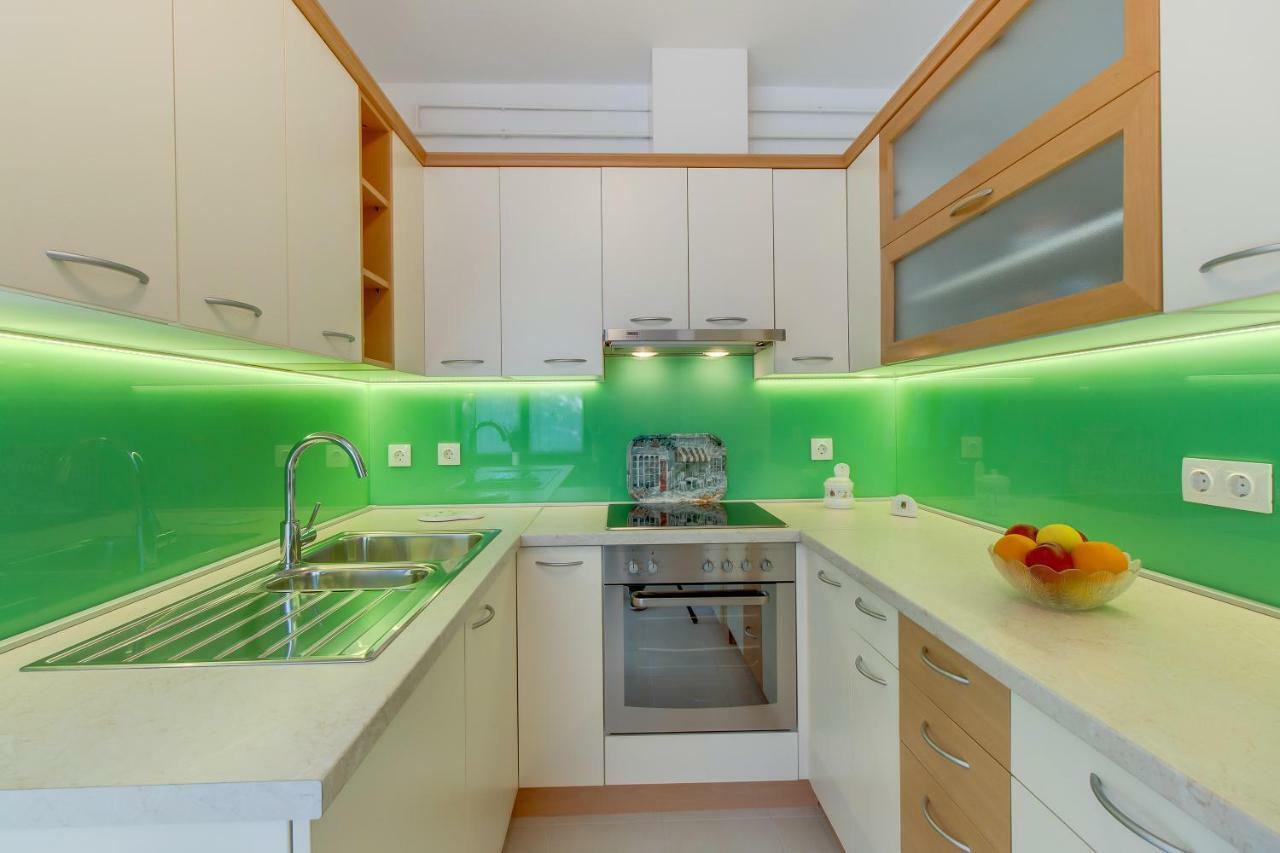 Apartment Simona Mali Lošinj Eksteriør billede