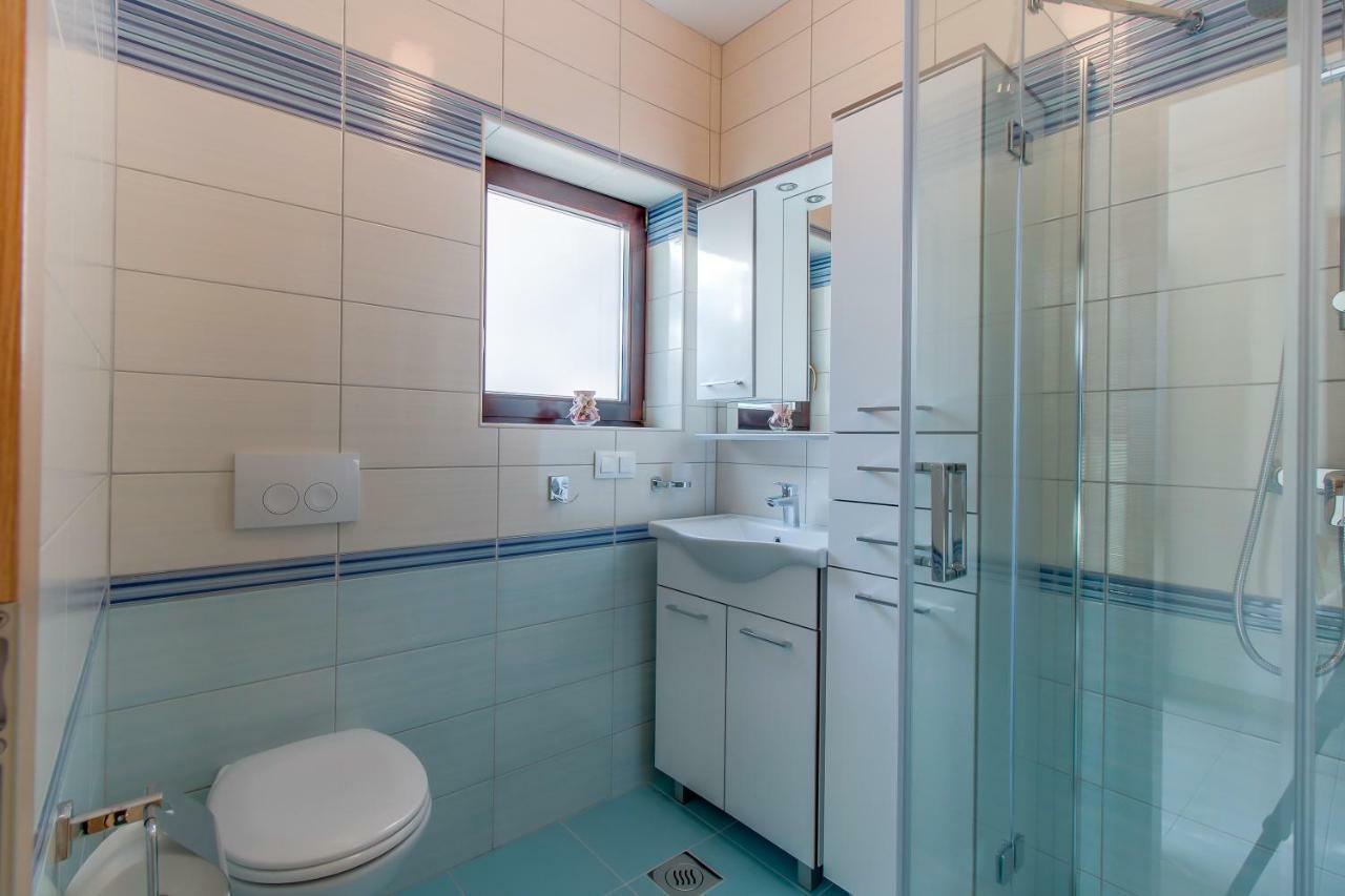 Apartment Simona Mali Lošinj Eksteriør billede