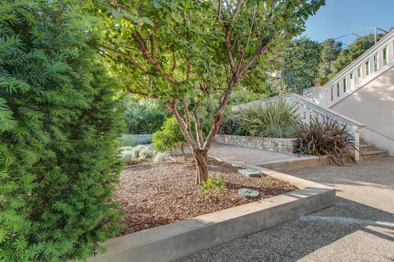 Apartment Simona Mali Lošinj Eksteriør billede